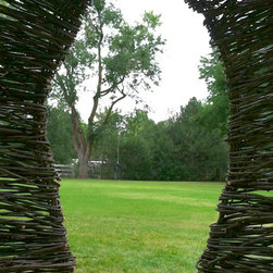 Med-Large Outdoor Thicket: Denver, CO - Outdoor Products