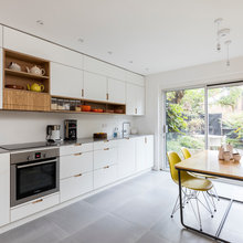 STREATHAM FLAT