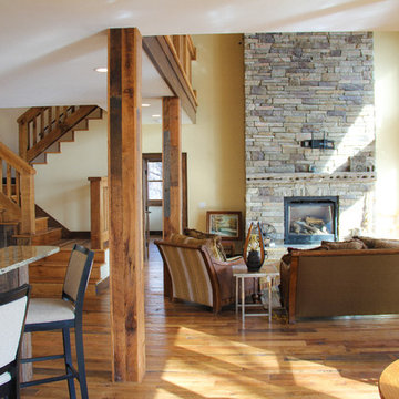 Rustic Retreat in Lost Creek