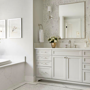 75+ Badezimmer mit eingebautem Waschtisch Ideen & Bilder - September