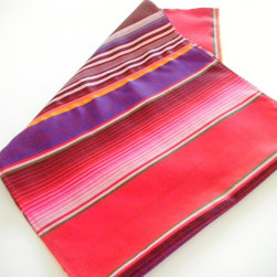 Chic House Decor - Tablecloths