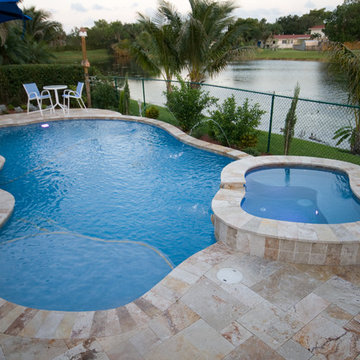 Leonardo Travertine Pavers