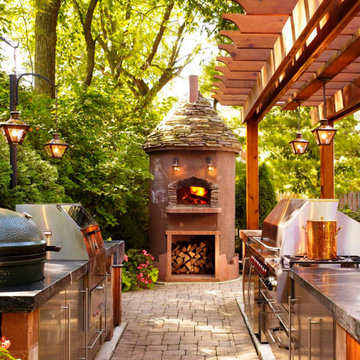 Enjoy an Outdoor Kitchen