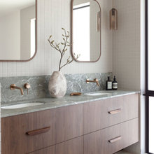 Bed / Bath