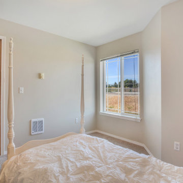 Favored Tacoma Townhome