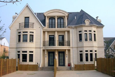 Inspiration for a timeless exterior home remodel in Toronto