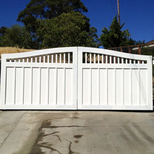 lauracodicetti's entrance/gates