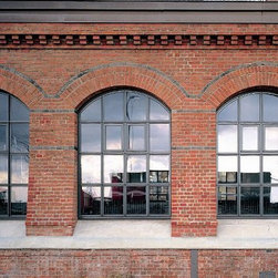Steel windows and doors - Windows