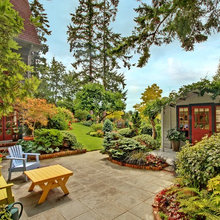 Farm house- patio/deck/porch/