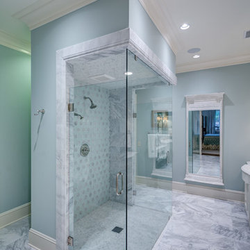 Exquisite Tourquois & Gray Bath