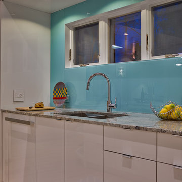 High Gloss Acrylic Kitchen - Omaha, NE
