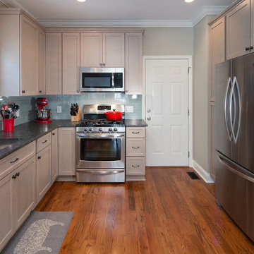 Stefan Walk Kitchen