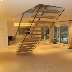 Mistral Float - Products