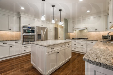 Inspiration for a kitchen remodel in Chicago