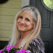 Jennifer Zuri's photo