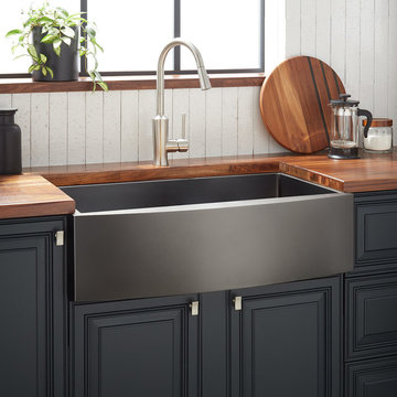 33" Atlas Stainless Steel Farmhouse Sink - Curved Apron - Gunmetal Black
