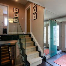 Glass stairway