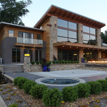 Modern Lake Front Estate