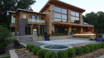 Modern Lake Front Estate