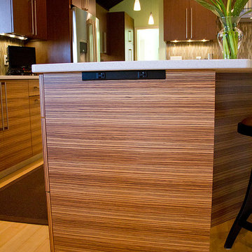 Mouser Contemporary with Wenge & Zebrawood