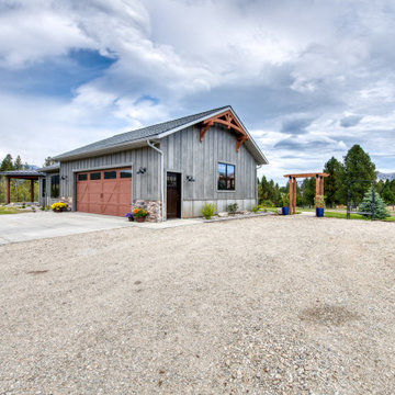 Lone Pine Lodge