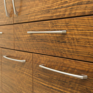 Clean and Modern Mozambique Bathroom