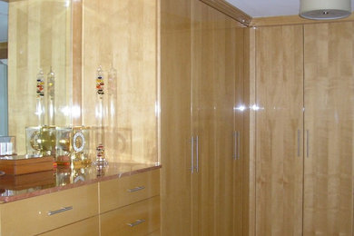 Closet - contemporary closet idea in Miami