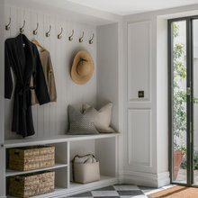 DI SMALL HOUSE MUDROOM