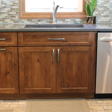 Port Byron, IL - Rustic Transitional Kitchen Near the Mississippi River