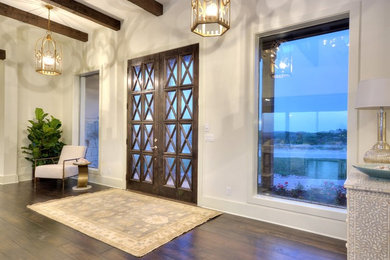 Example of a transitional entryway design in Austin