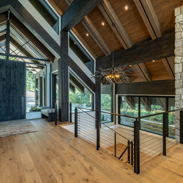 Prominent Lakeside Retreat