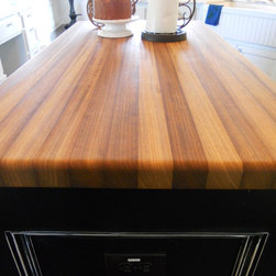 Natural Wood w/ heavy variation of grain - Kitchen Countertops