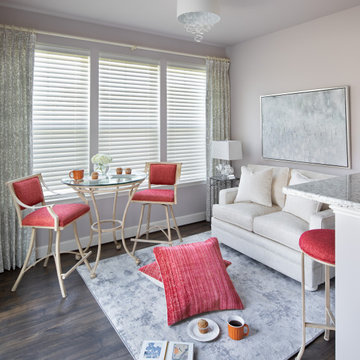 A multifunctional (and super pretty!) sun room