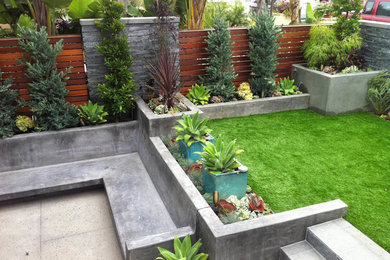 Photo of a modern landscaping in Los Angeles.