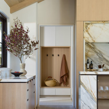 Contemporary in Los Altos Hills: Materials Matter