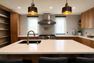 Inspiration for a modern kitchen remodel in Los Angeles