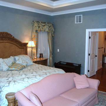 Lusterstone Plaster Finish in a Master Bedroom by Tom Taylor