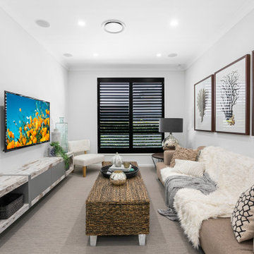 Palmview display home