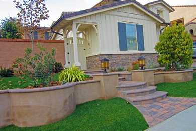 This is an example of a traditional landscaping in Orange County.