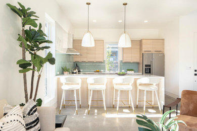 Minimalist kitchen photo in San Francisco