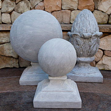 Round Cap Finials with Artichoke Finial