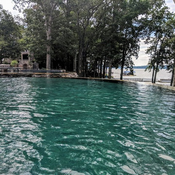 Lakeside Luxury Vanishing Edge Pool