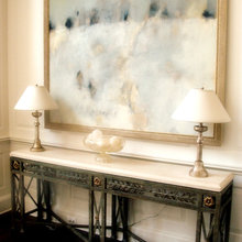 CONSOLE TABLE