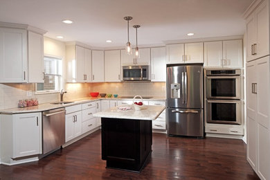 Inspiration for a modern kitchen remodel in Baltimore