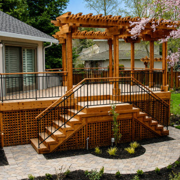 B. Gordon Builders, Inc. - Decks, Decks, Decks!!