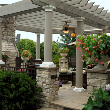 Outdoor entertaining and living space