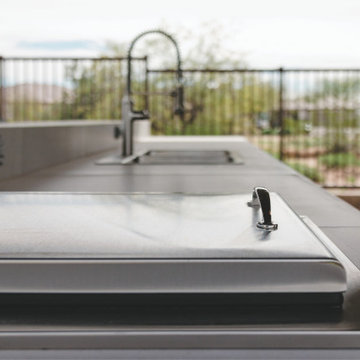 Contemporary Desert Ridge Oasis