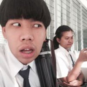 Foto de เงี้ยนดุ้กดิ้ก จูบจิ้ที่ริมบึง
