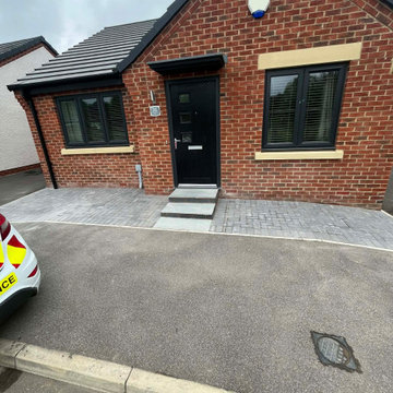 Paved Threshold and Step Set Into a Tarmac Drive