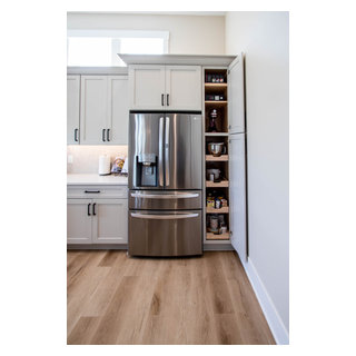 Chairish | The Art of Vintage. The Luxury of Home.